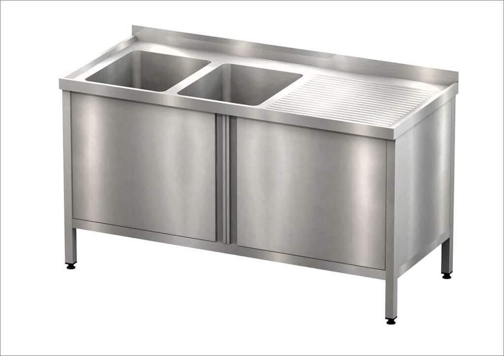Spülschrank mit Schrankraum